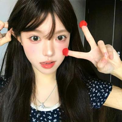 女孩,母亲与恶魔